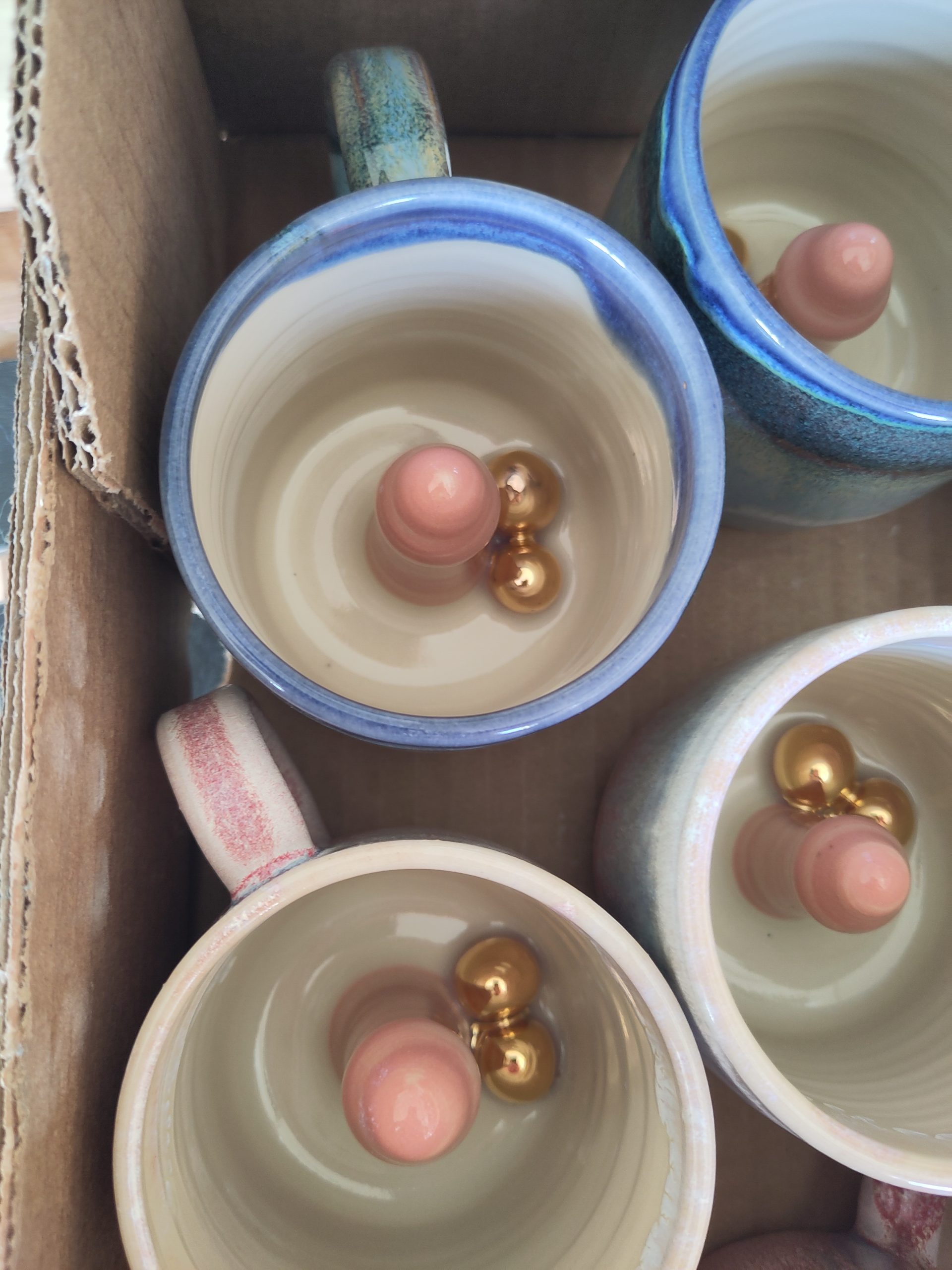 Tissemandskrus Kingsize med hank og guld